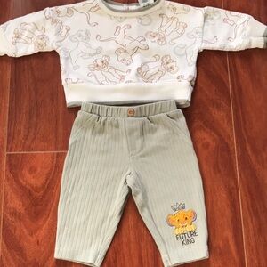 Disney Baby Two-Piece Lion King  Print Set - Green and Cream